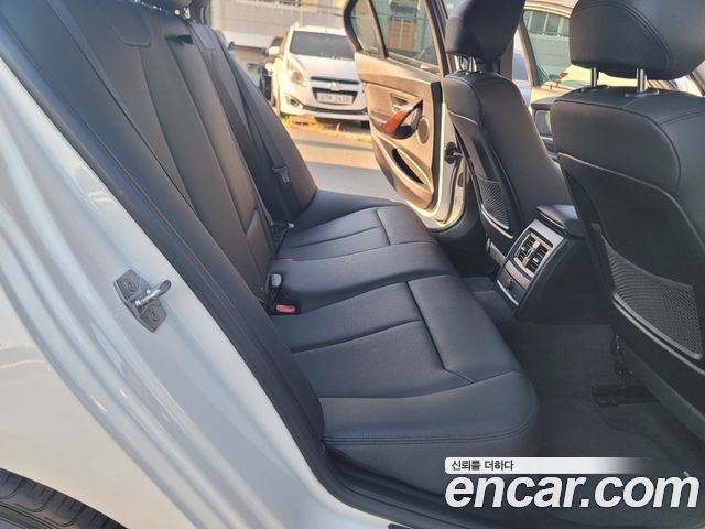 2015 BMW 3-Series 320d