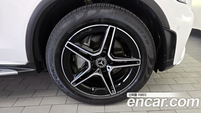 2023 Mercedes-Benz GLC-Class X253