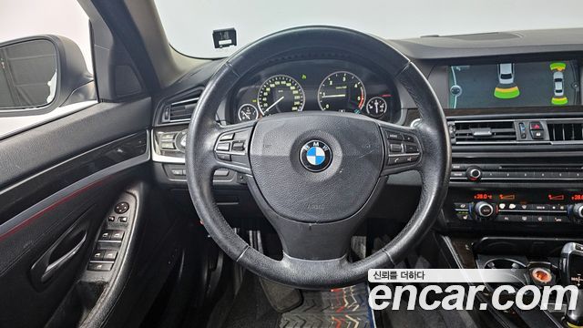 2011 BMW 5-Series 520d