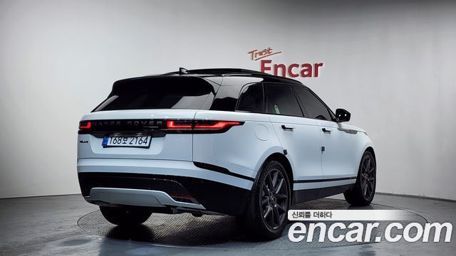 2025 Land Rover Range Rover Velar