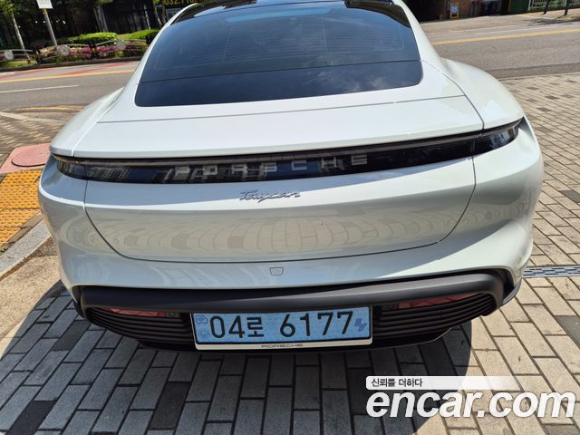 2021 Porsche Taycan