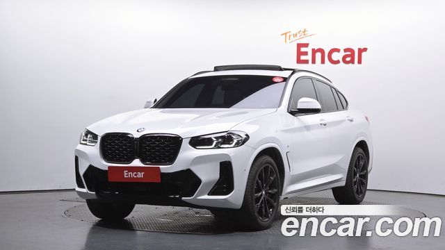 2025 BMW X4