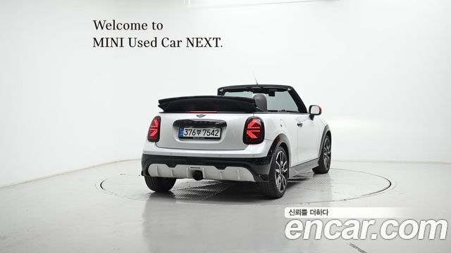 2025 Mini Cooper Convertible JCW