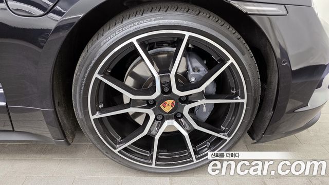 2024 Porsche Taycan