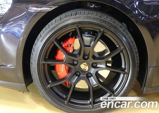 2025 Porsche Taycan 4S