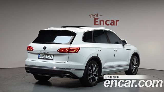 2023 Volkswagen Touareg
