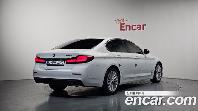 2023 BMW 5-Series