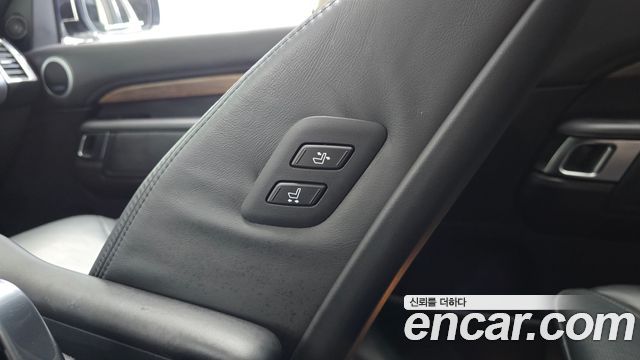 2018 Land Rover Discovery 5
