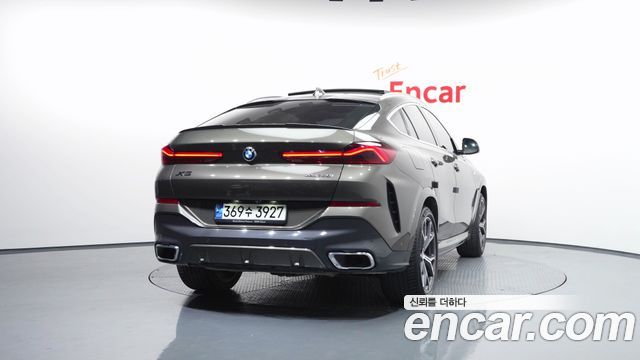 2021 BMW X6