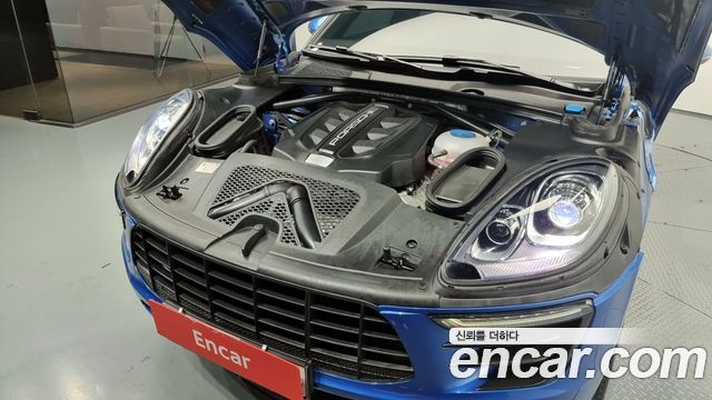 2015 Porsche Macan 95B
