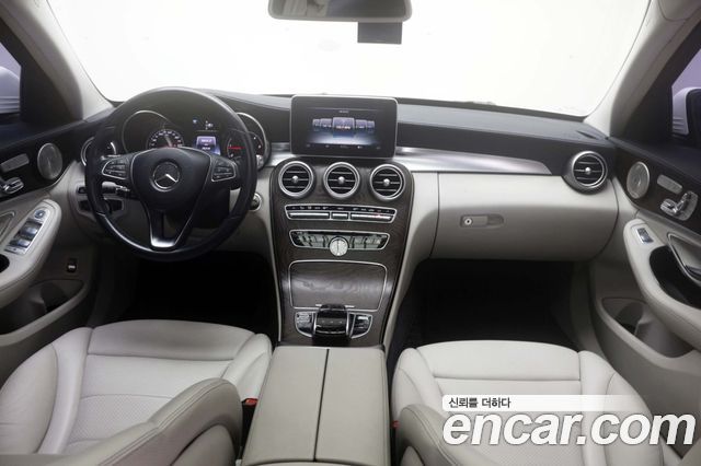 2014 Mercedes-Benz C-Class W205