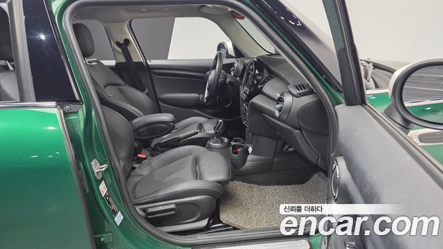 2021 Mini Cooper