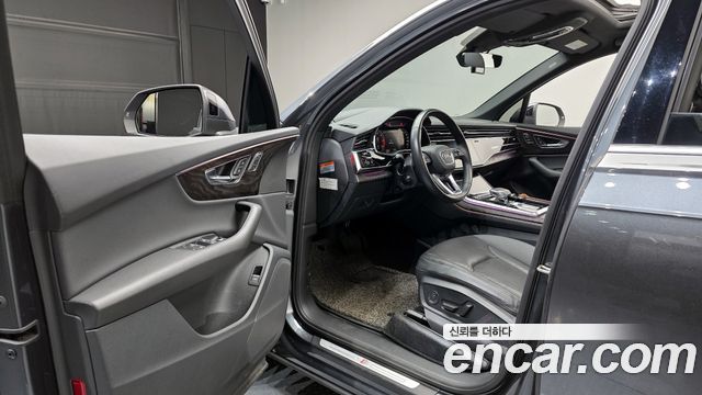 2021 Audi Q7