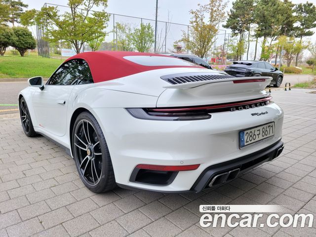2021 Porsche 911