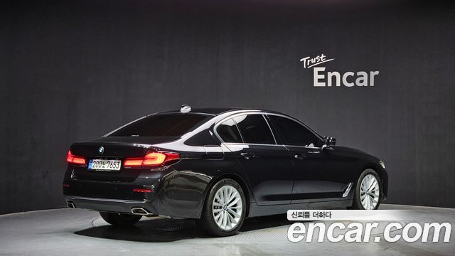 2022 BMW 5-Series