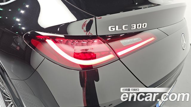 2024 Mercedes-Benz GLC-Class X254