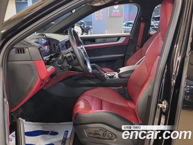 2024 Porsche Cayenne