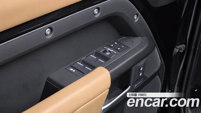 2026 Land Rover Defender